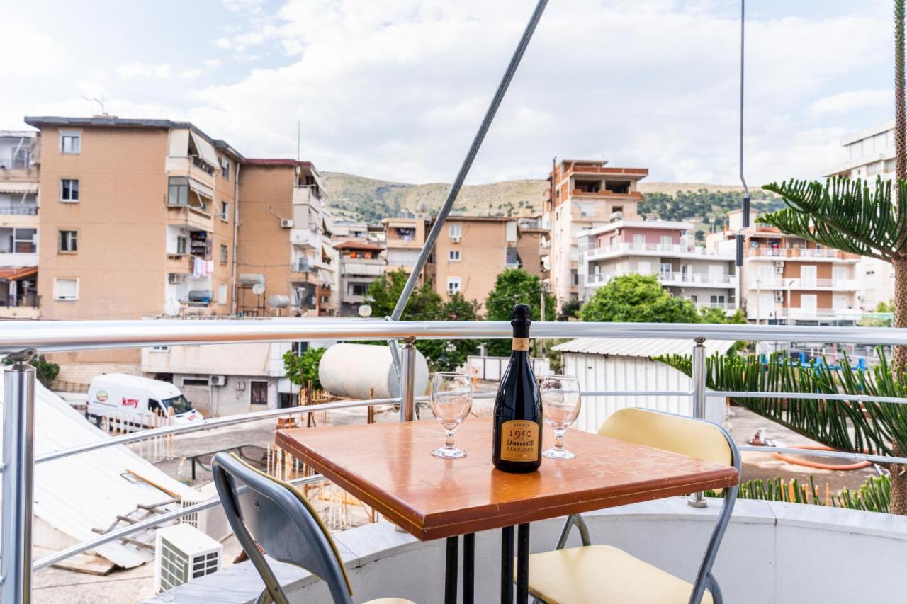 Work-Friendly Central Apartments, Saranda Extérieur photo