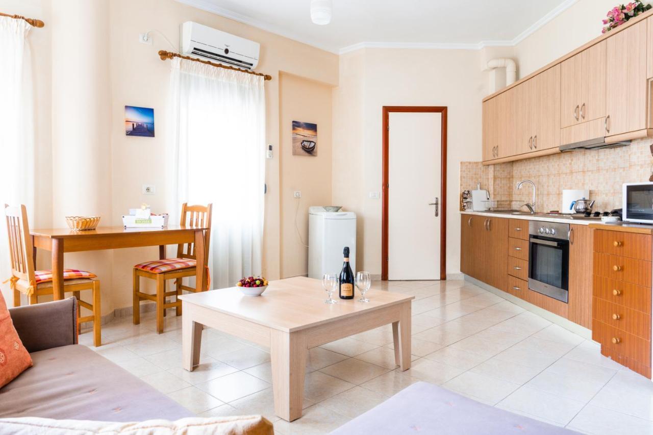 Work-Friendly Central Apartments, Saranda Extérieur photo