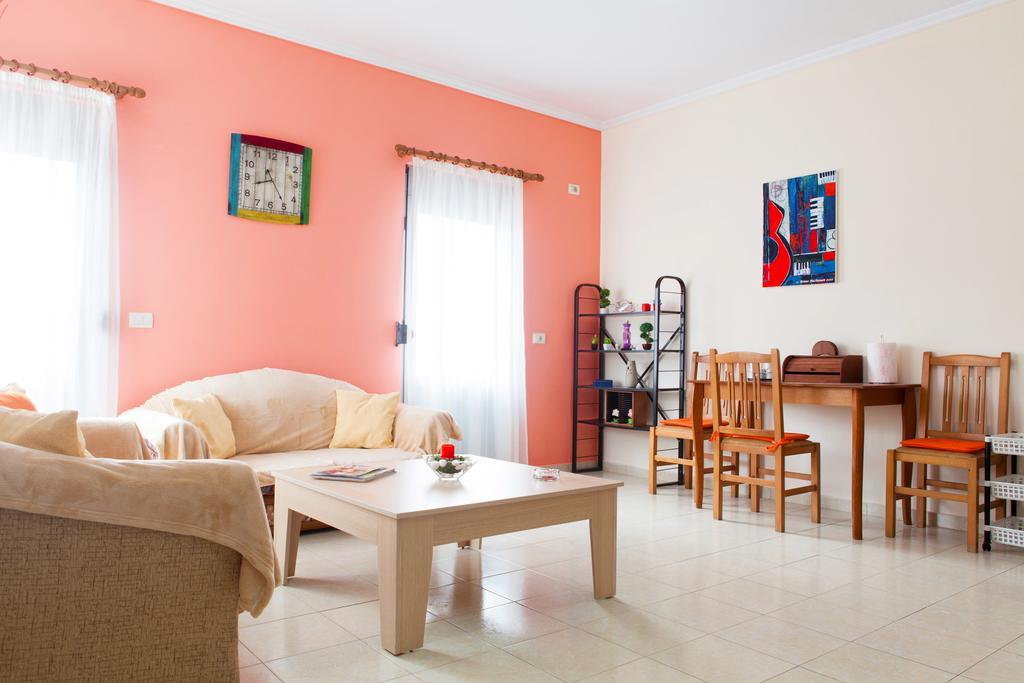 Work-Friendly Central Apartments, Saranda Extérieur photo