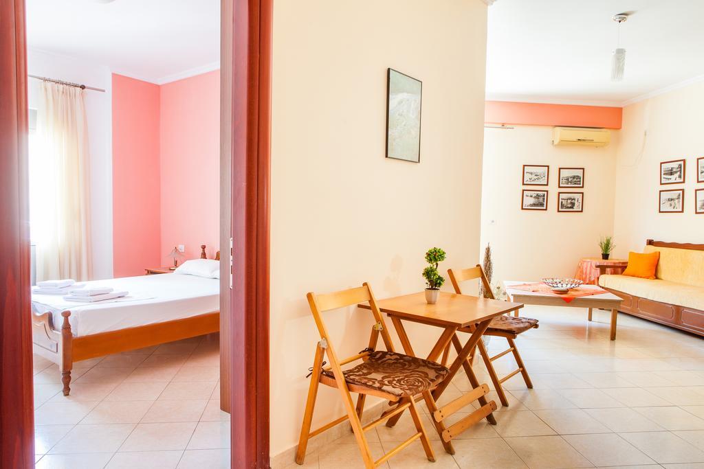 Work-Friendly Central Apartments, Saranda Extérieur photo